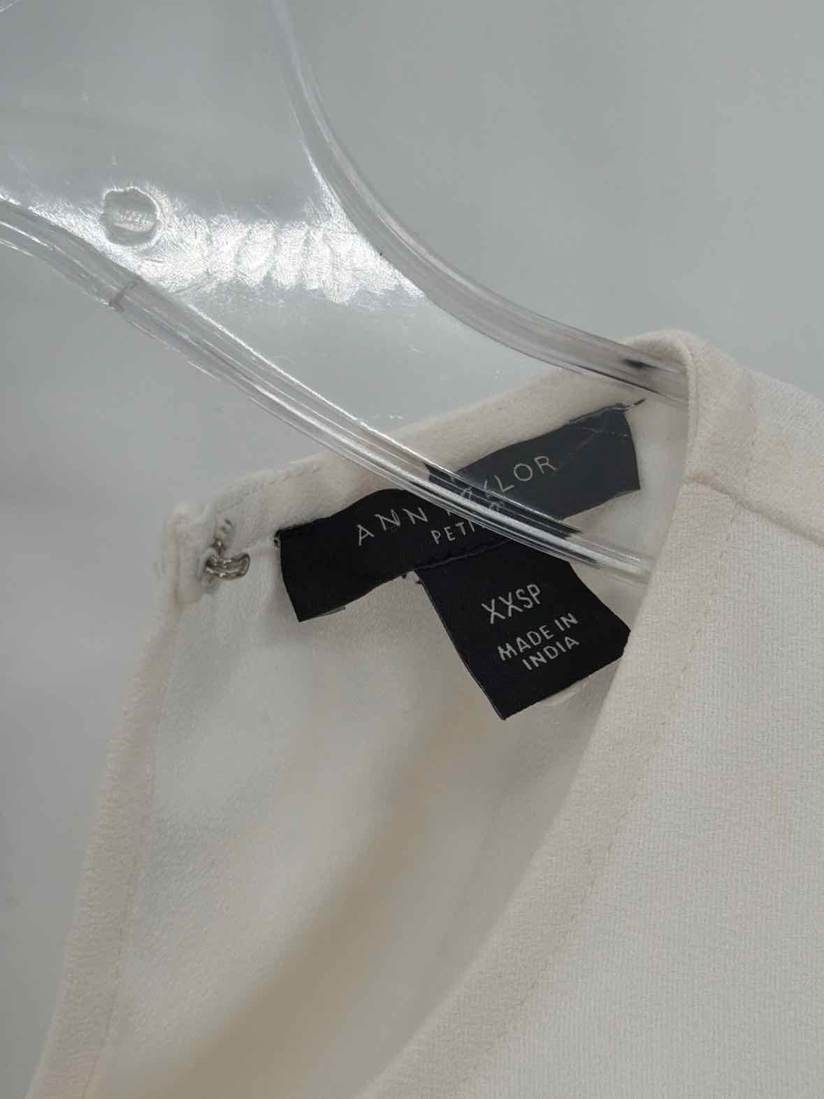 Pre-Owned Ann Taylor Ivory Size XXS Tank Top | True Fashionistas.