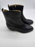 Pre-Owned Chanel Black Size 9 Leather Ankle Boots | True Fashionistas.