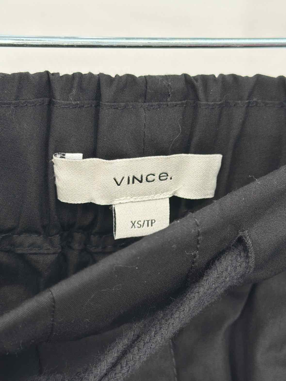 Pre-Owned Vince Black Size XS Basic Shorts | True Fashionistas.