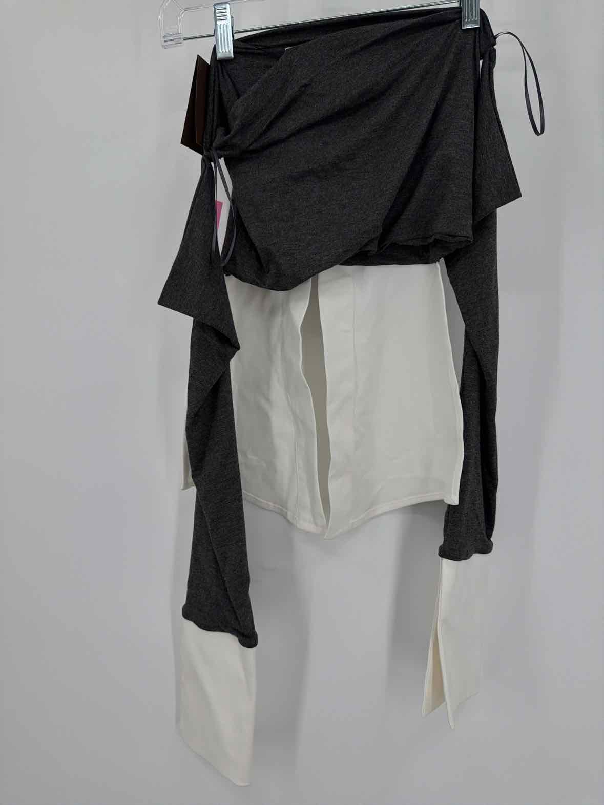 Pre-Owned Aaizel Grey Size 8 Blouse | True Fashionistas.
