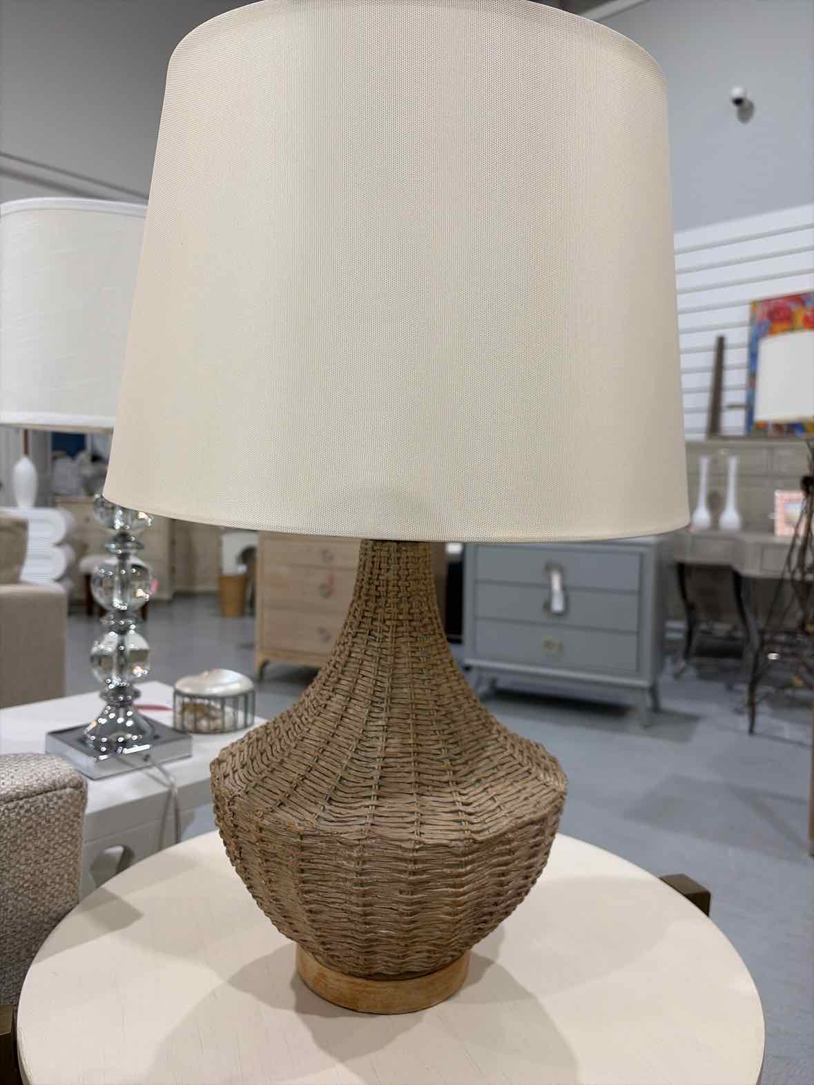 Rattan Look Outdoor Lamp | True Fashionistas.