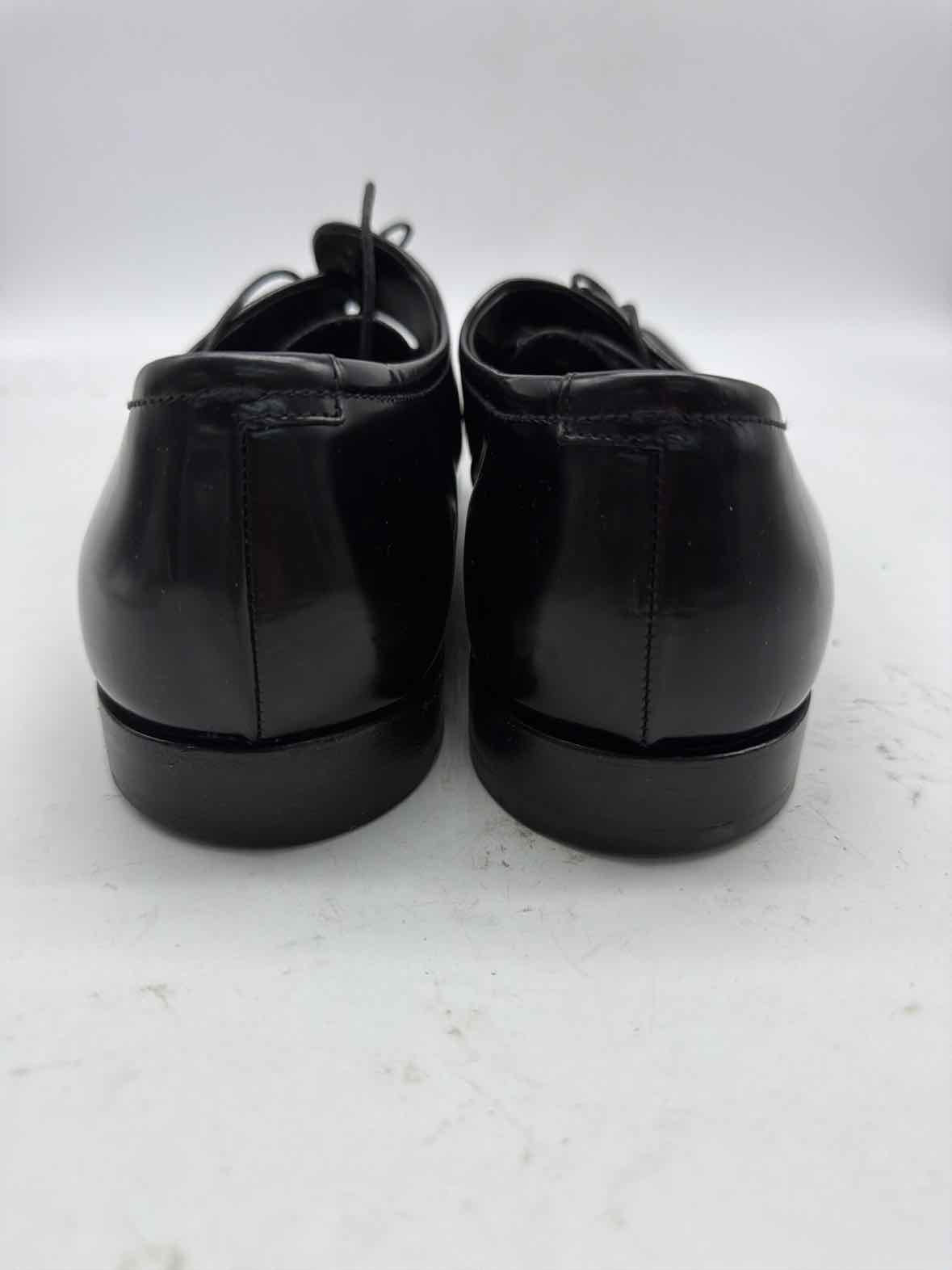 Pre-Owned Prada Black 9.5 Lace Up Men's Dress Shoes | True Fashionistas.