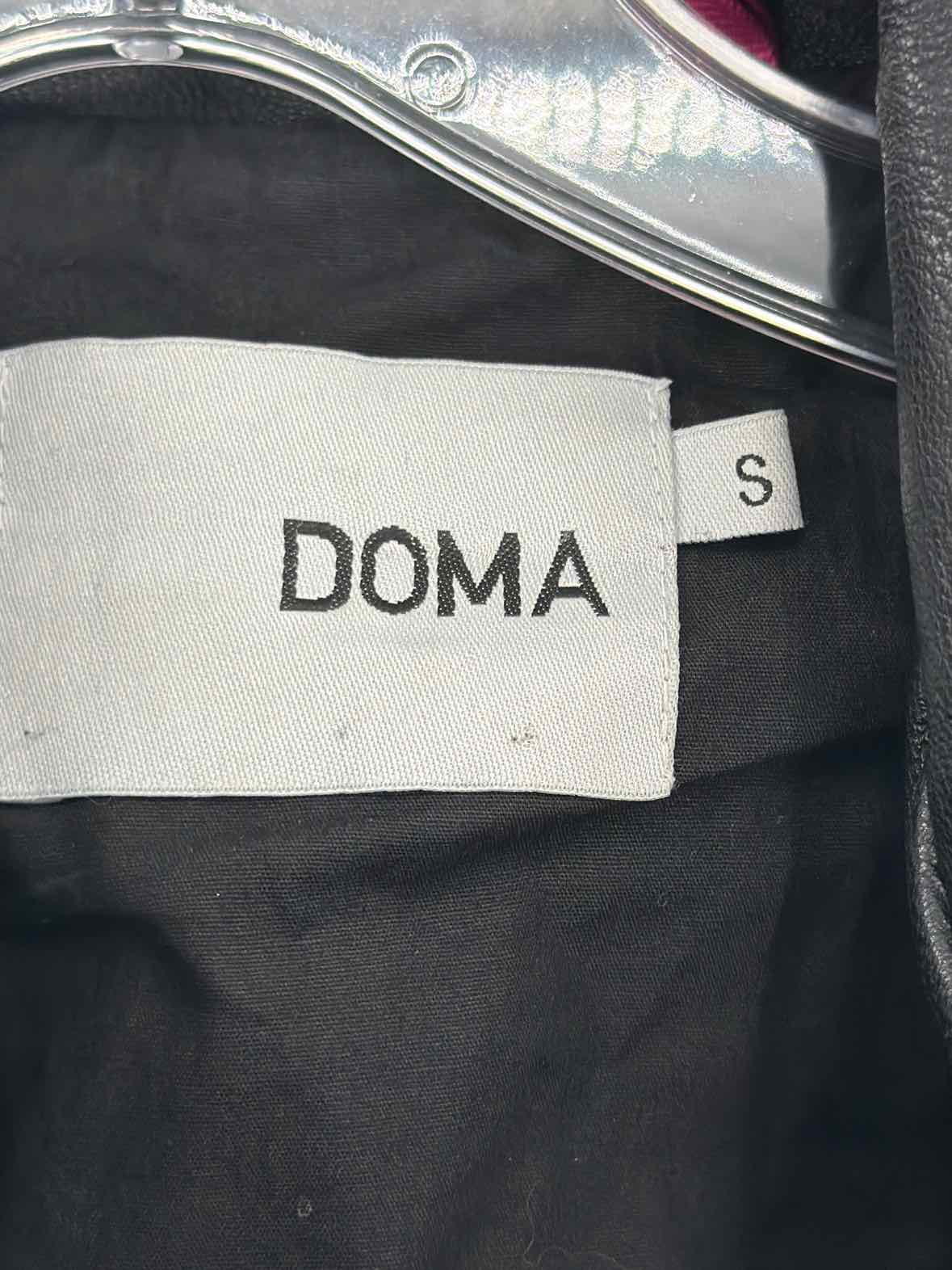 Pre-Owned Doma Black Size Small Faux Leather Zip Up Jacket | True Fashionistas.