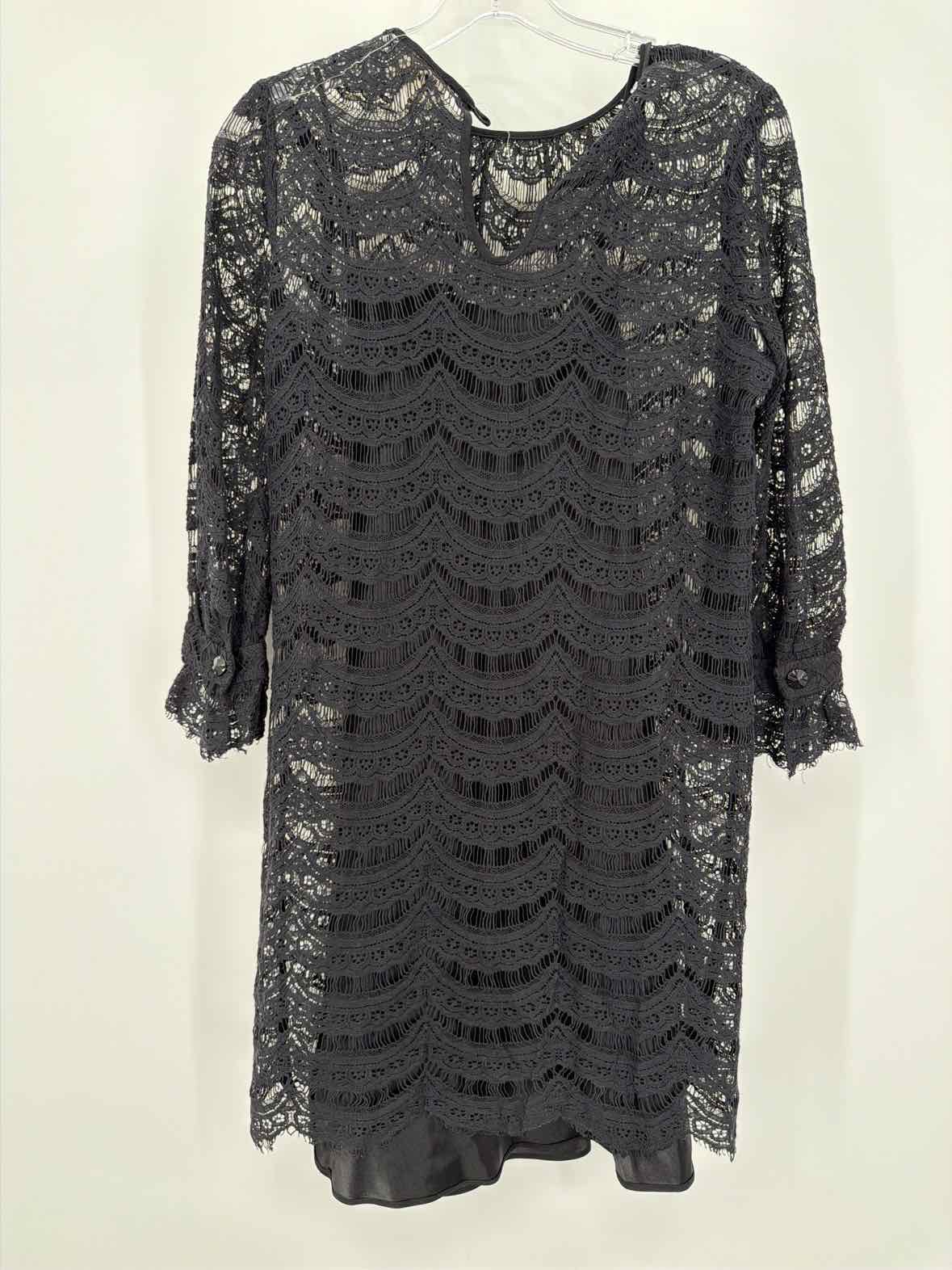 Pre-Owned Milly Black Size 4 Lace Short Long Sleeve Dress | True Fashionistas.