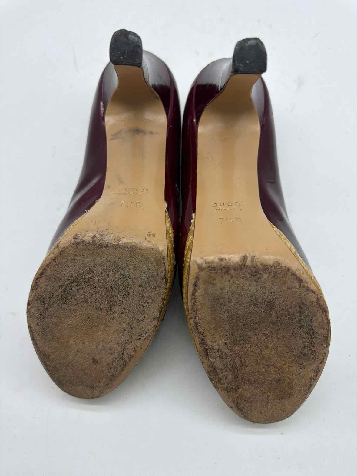 Pre-Owned Gucci Purple Size 7.5 Patent Leather Peep Toe Heels | True Fashionistas.