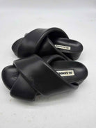 Pre-Owned Jill Stuart Black Size 6 Mule Sandals | True Fashionistas.
