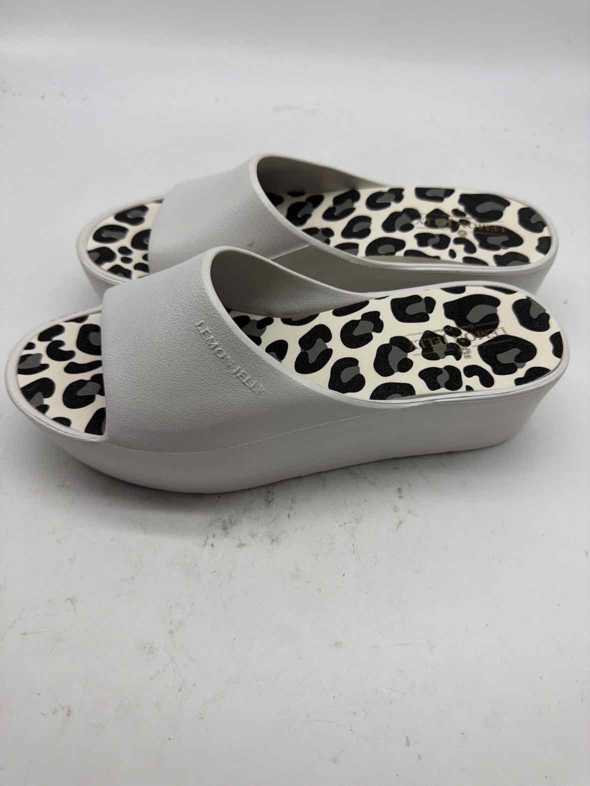 Pre-Owned Lemon Jelly White Size 10 Mule Sandals | True Fashionistas.