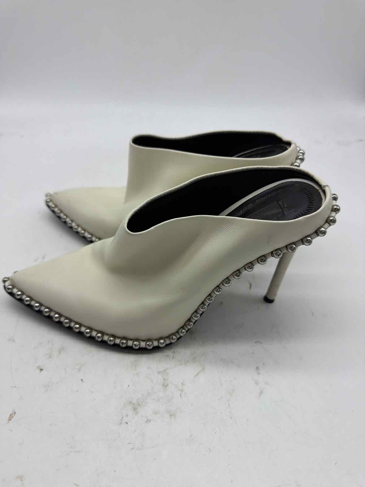 Pre-Owned Alexander Wang White Size 6 Mule Heels | True Fashionistas.
