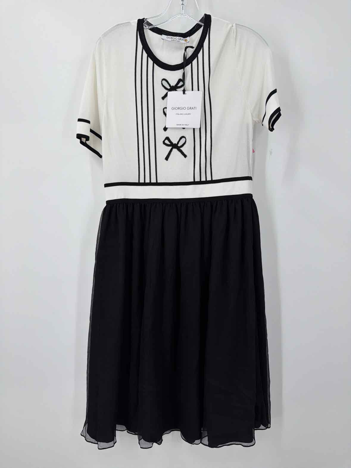 Pre-Owned Giorgio Grati White Size 44 Short Short Sleeve Dress | True Fashionistas.