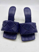 Pre-Owned Bottega Veneta Purple Size 36.5 Mule Heels | True Fashionistas.
