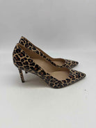 Pre-Owned Manolo Blahnik Tan Size 37.5 Leopard Pump Heels | True Fashionistas.