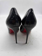 Pre-Owned Christian Louboutin Black Size 9.5 Patent Leather Pump Heels | True Fashionistas.