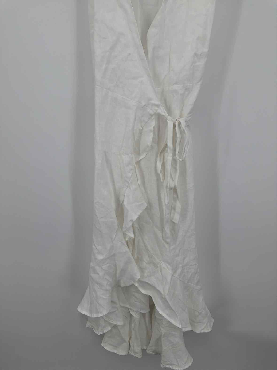 Pre-Owned Tommy Bahama White Size 8 Wrap Short Sleeveless Dress | True Fashionistas.