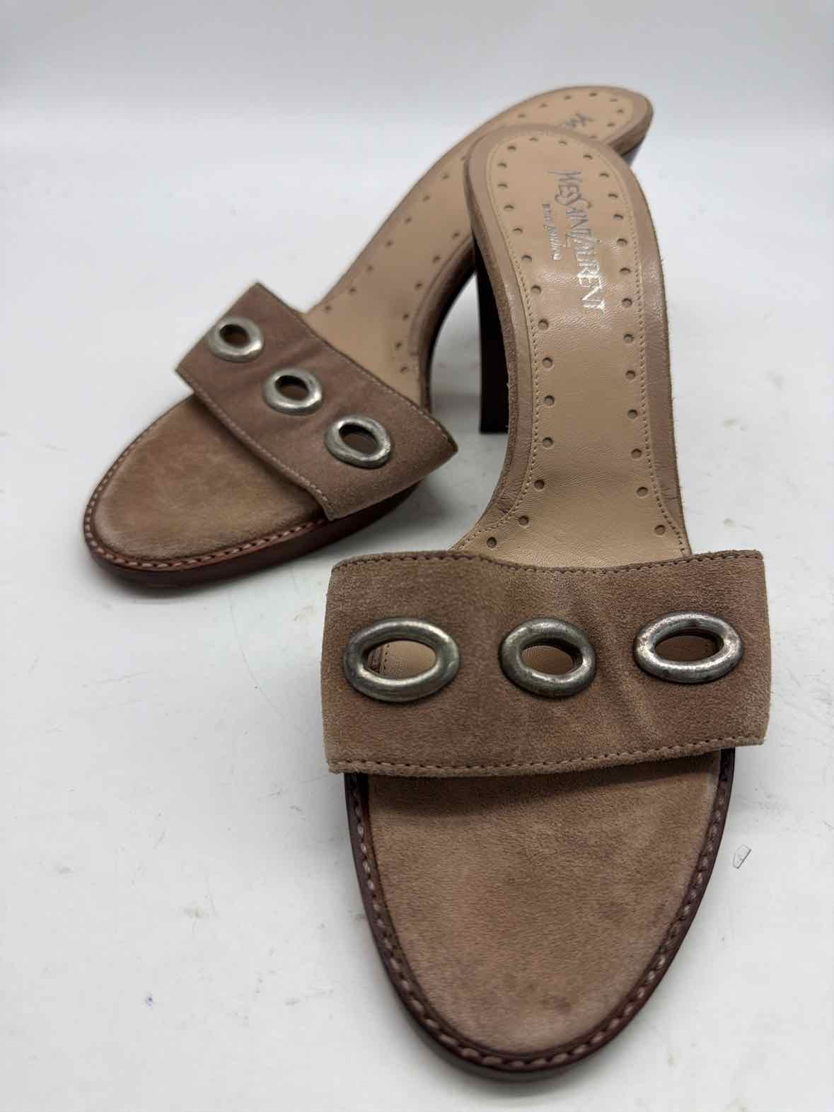 Pre-Owned Yves Saint Laurent Tan Size 41 Mule Heels | True Fashionistas.