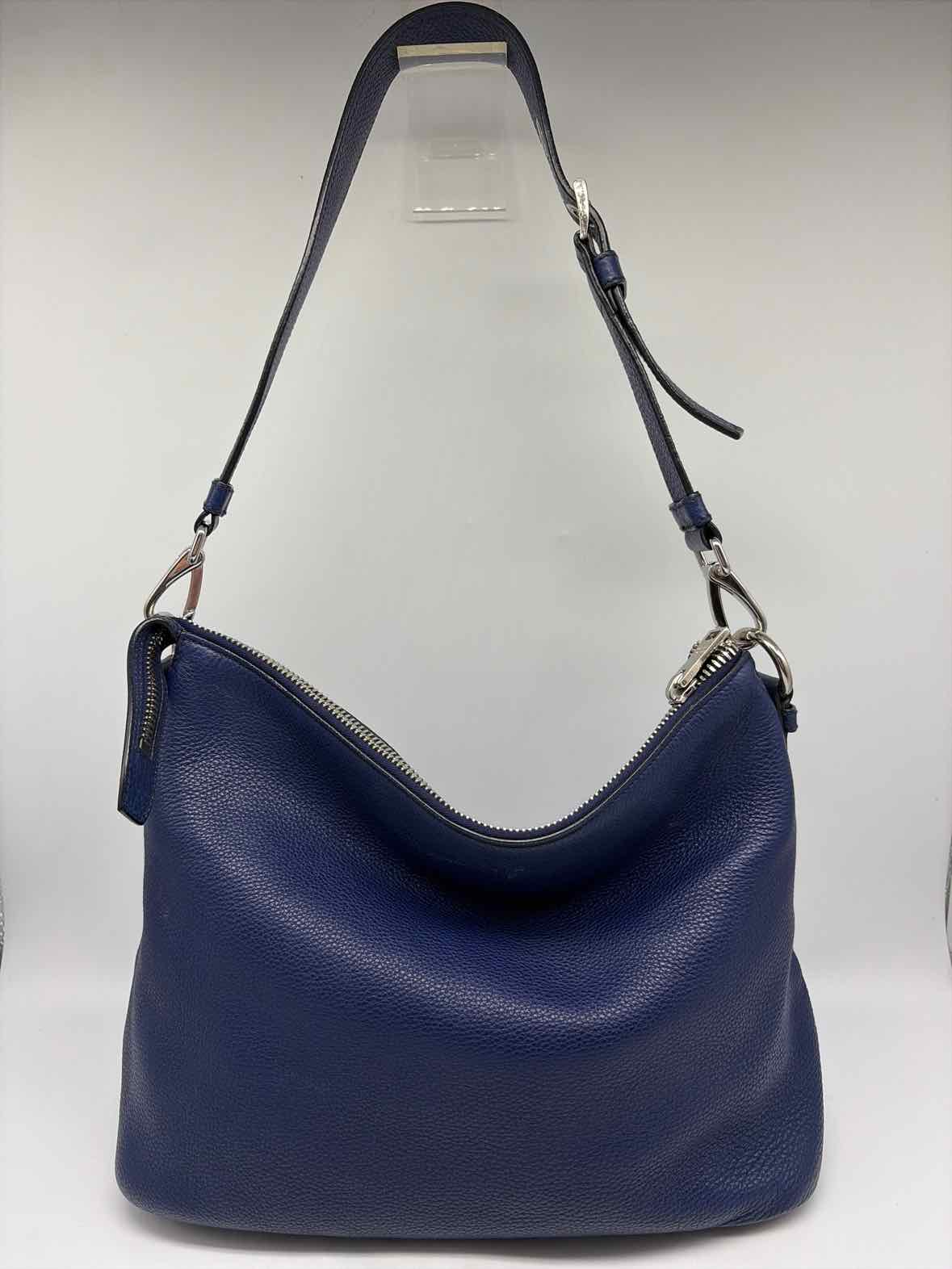 Pre-Owned Prada Blue Pebbled Shoulder Bag Shoulder Bag | True Fashionistas.