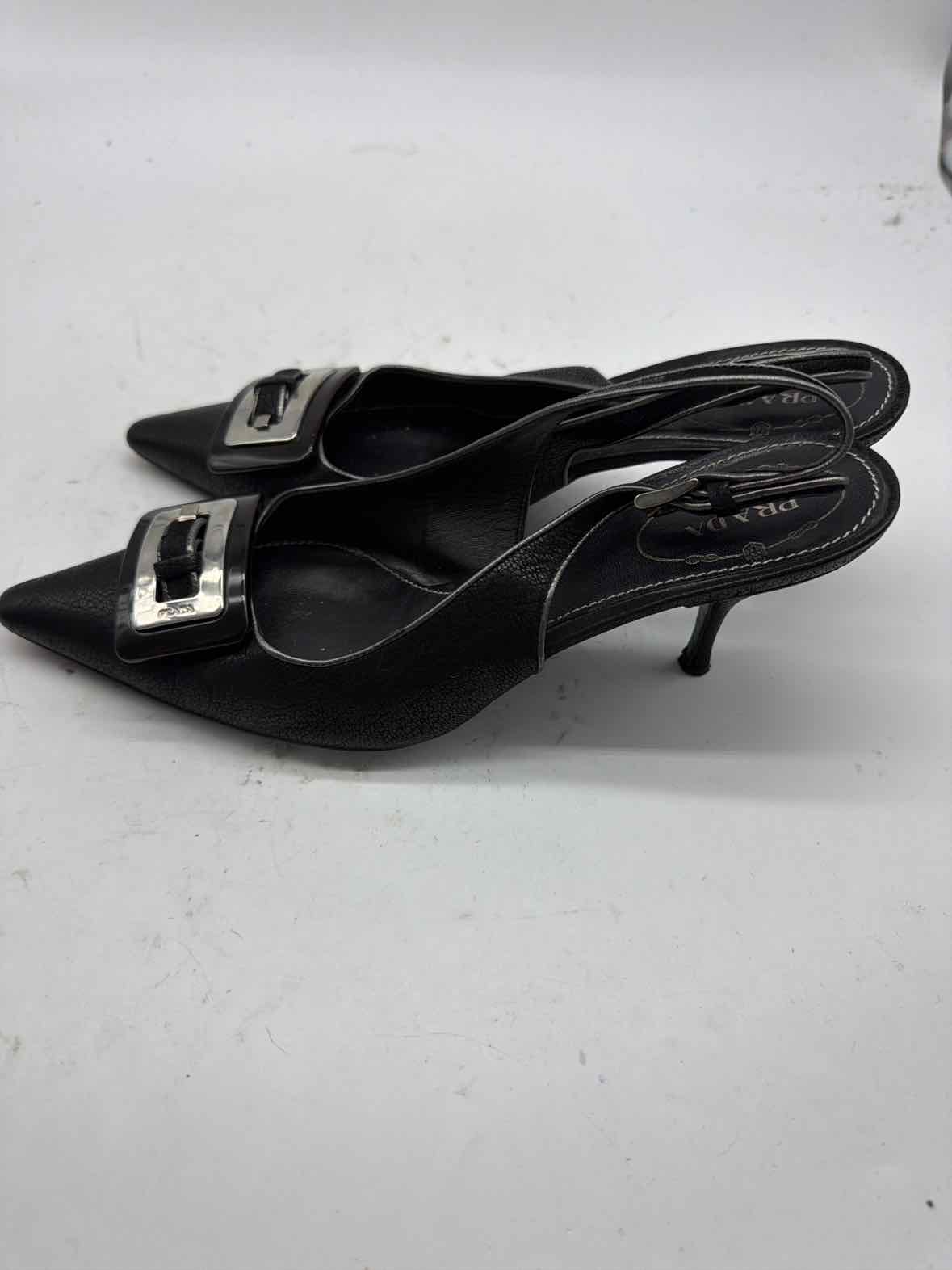 Pre-Owned Prada Black Size 6 Slingback Heels | True Fashionistas.