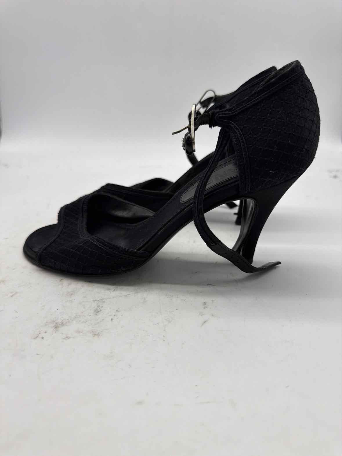 Pre-Owned Chanel Black Size 6 Ankle Strap Heels | True Fashionistas.