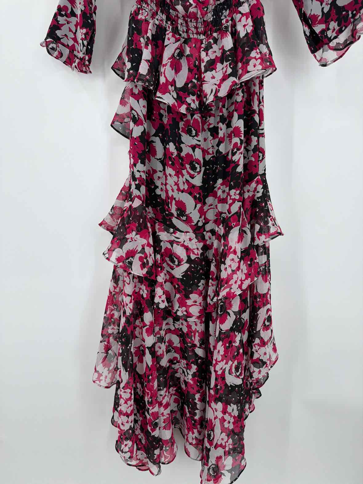 Pre-Owned Misa Red Size Small Long Long Sleeve Dress | True Fashionistas.