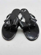 Pre-Owned Valentino Black Size 8 Jelly Thong Sandals | True Fashionistas.