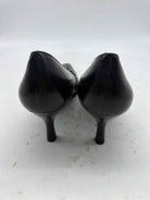 Pre-Owned Salvatore Ferragamo Black Size 8 Pump Heels | True Fashionistas.