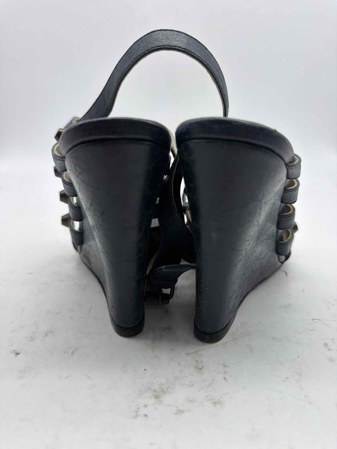 Pre-Owned Balenciaga Navy Size 6 Wedge Heels | True Fashionistas.