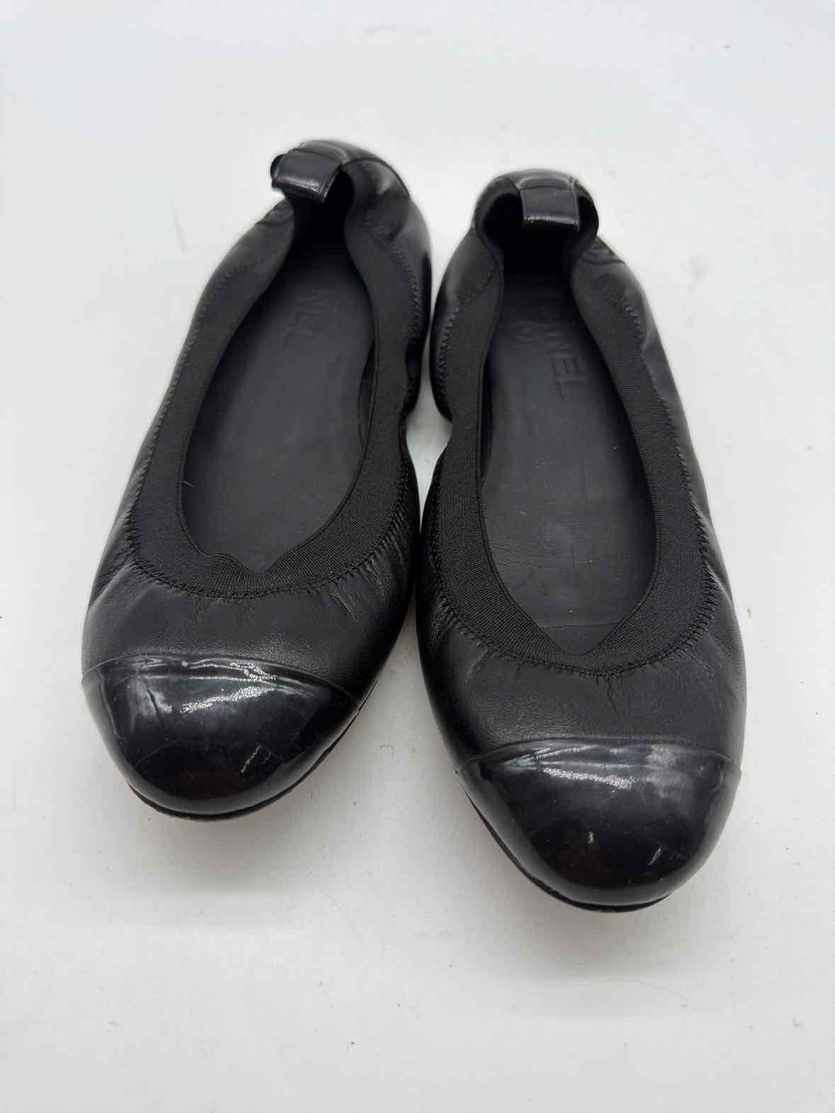 Pre-Owned Chanel Black Size 39 Spirit Flat Flats | True Fashionistas.