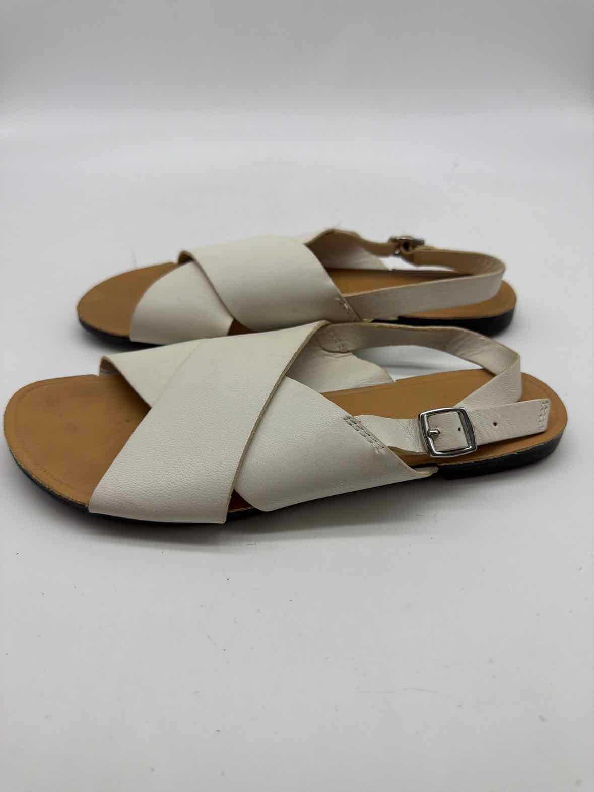 Pre-Owned VagaBond Ivory Size 37 Slingback Sandals | True Fashionistas.