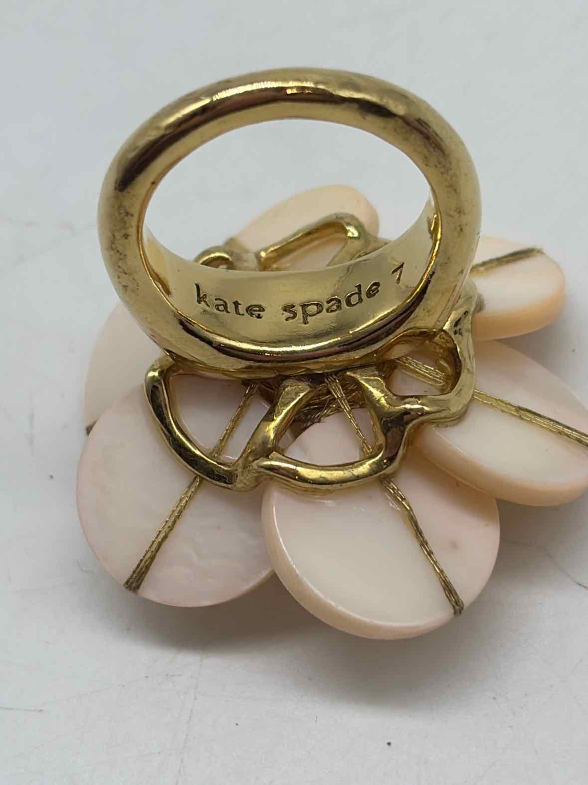 Kate Spade Gold and Pink Flower Size 7 Statement Ring | True Fashionistas.