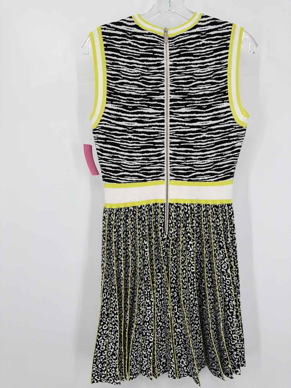 Pre-Owned Ted Baker Black Size 2/6 Knit Short Sleeveless Dress | True Fashionistas.