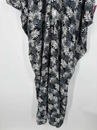 Pre-Owned Made On Earth Black Size One Size Long Short Sleeve Dress | True Fashionistas.