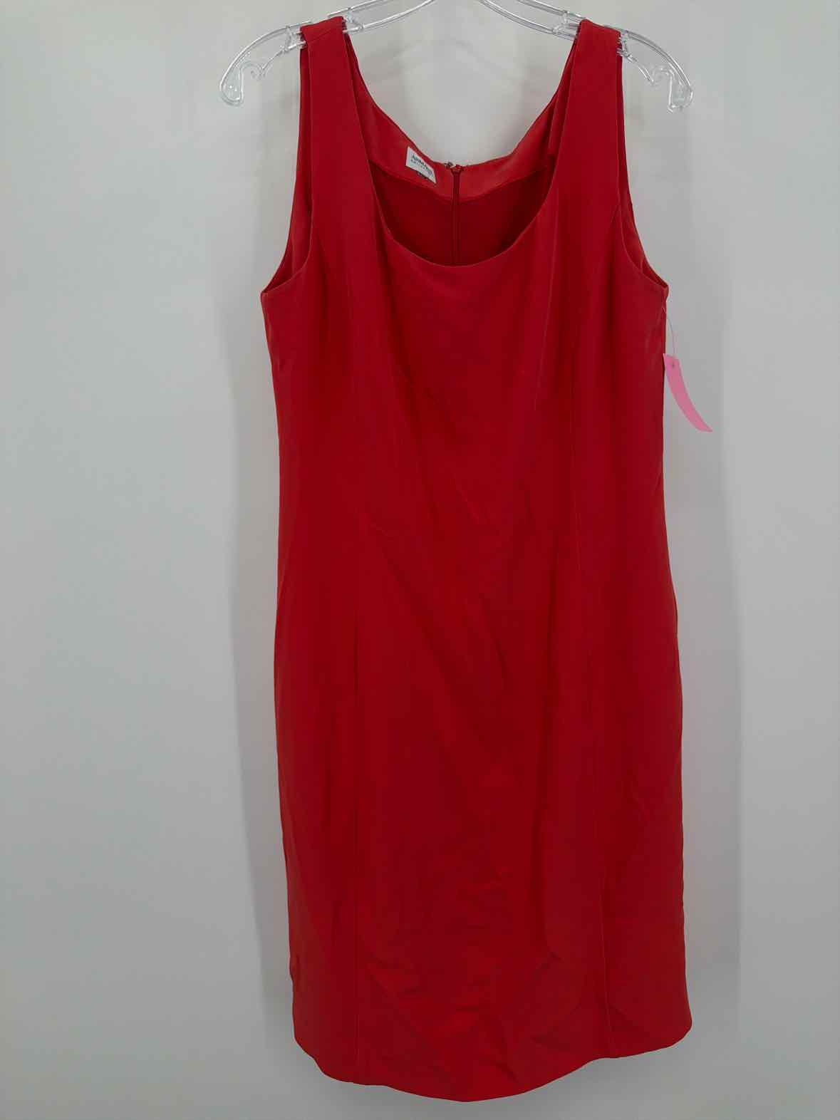 Pre-Owned Armani Collezioni Red Size 50/14 Short Sleeveless Dress | True Fashionistas.