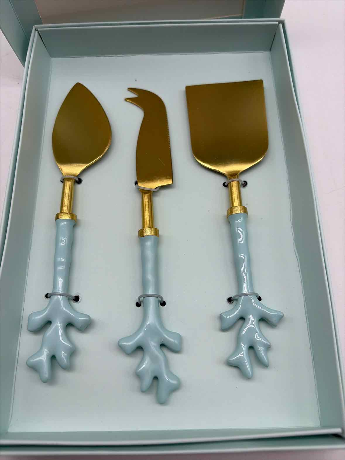 Blue Coral Cheese Knives | True Fashionistas.