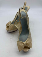Pre-Owned Christian Louboutin Ivory Size 9 Lace Stiletto Heels | True Fashionistas.