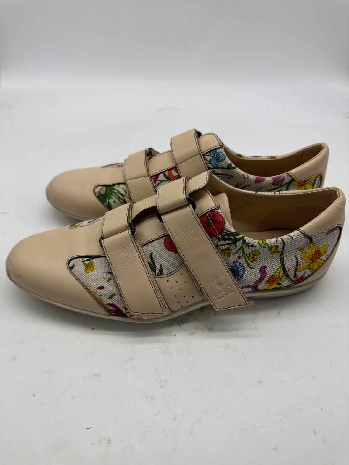 Pre-Owned Gucci Ivory Size 9 Fashion Sneaker Athletic Shoes | True Fashionistas.