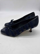 Pre-Owned Manolo Blahnik Navy Size 5.5 Pump Heels | True Fashionistas.