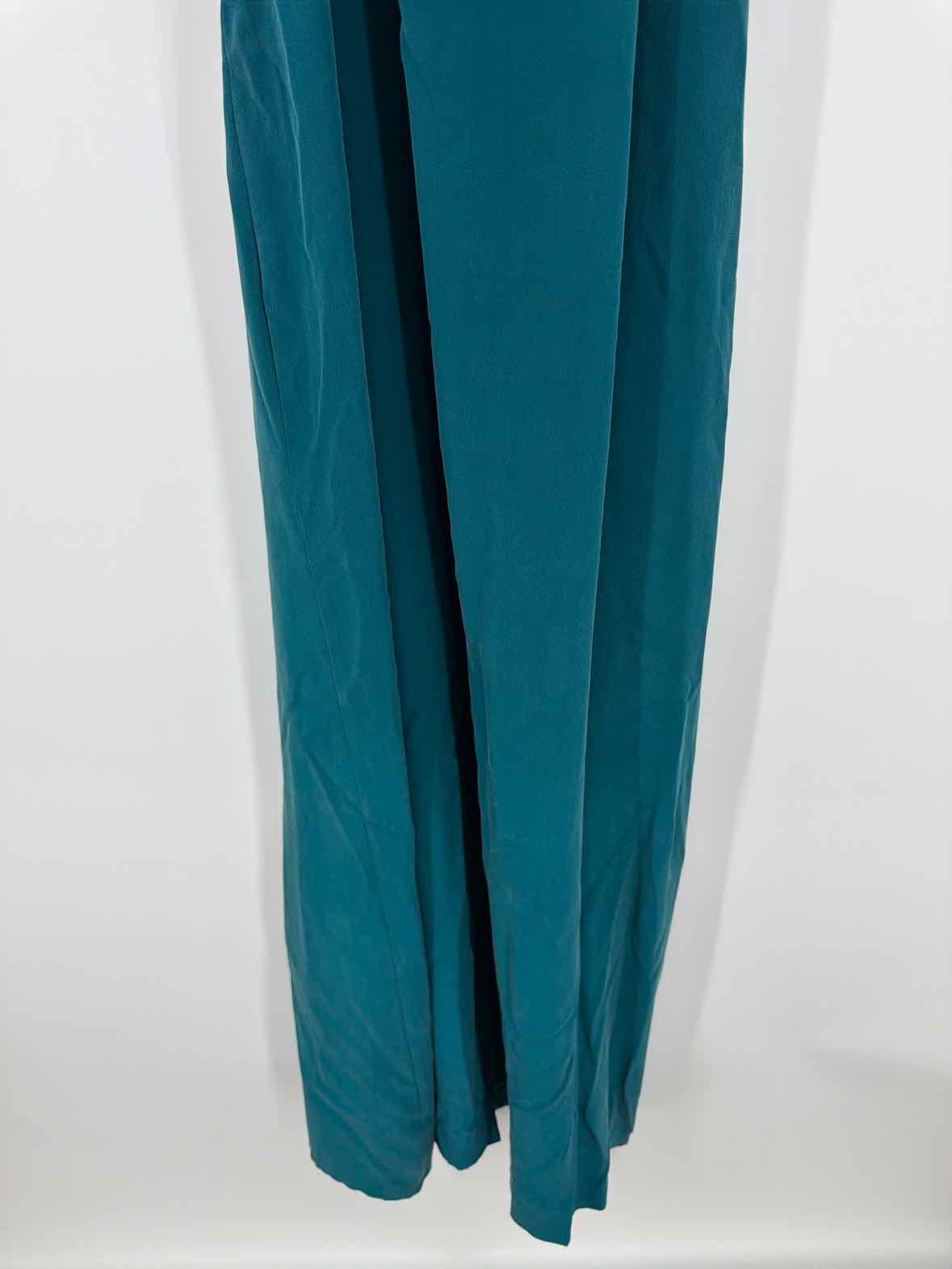 Pre-Owned The Eight Senses Blue Size Small Long Sleeveless Dress | True Fashionistas.