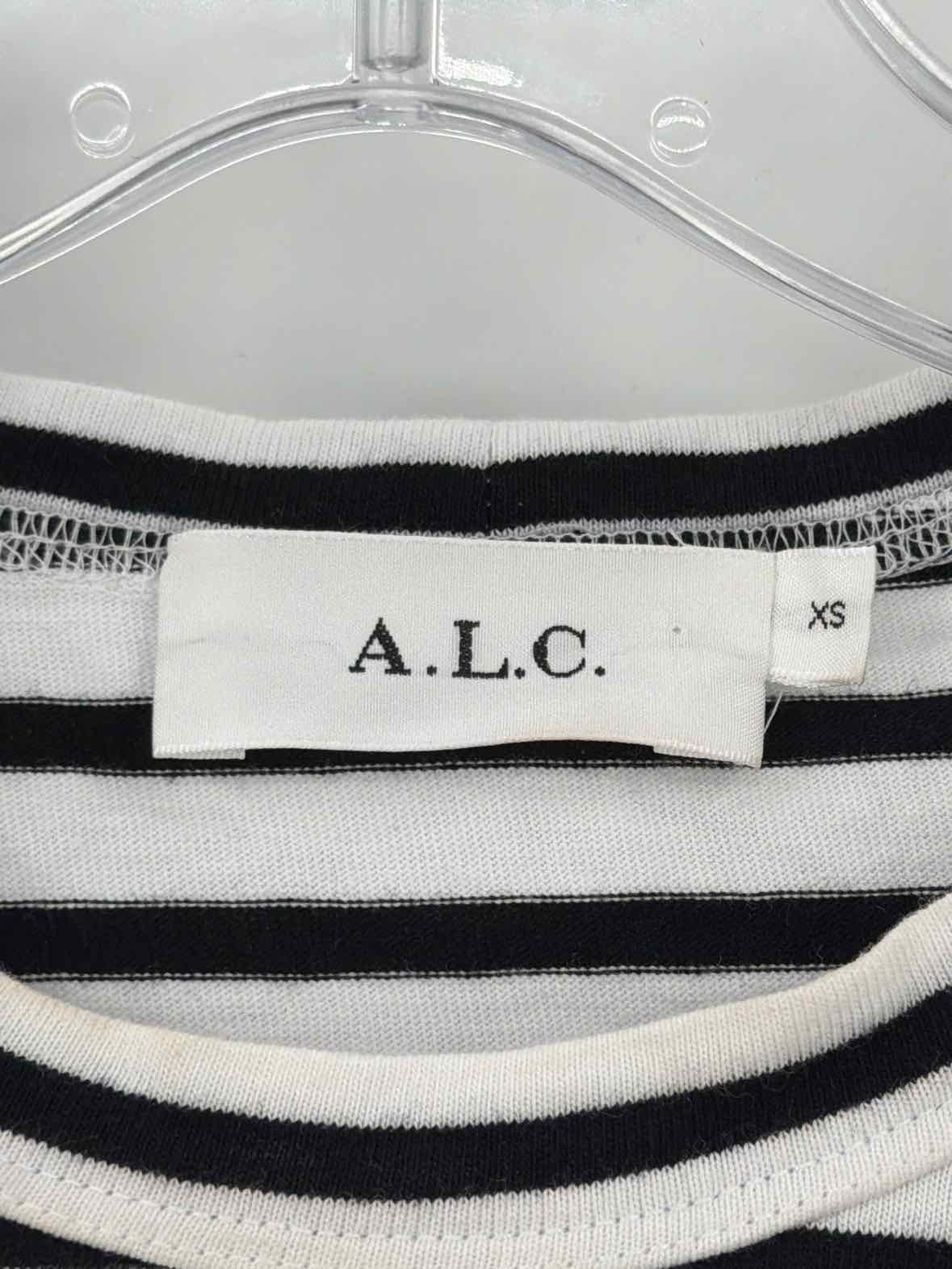Pre-Owned ALC White Size XS Stripe Short Long Sleeve Dress | True Fashionistas.