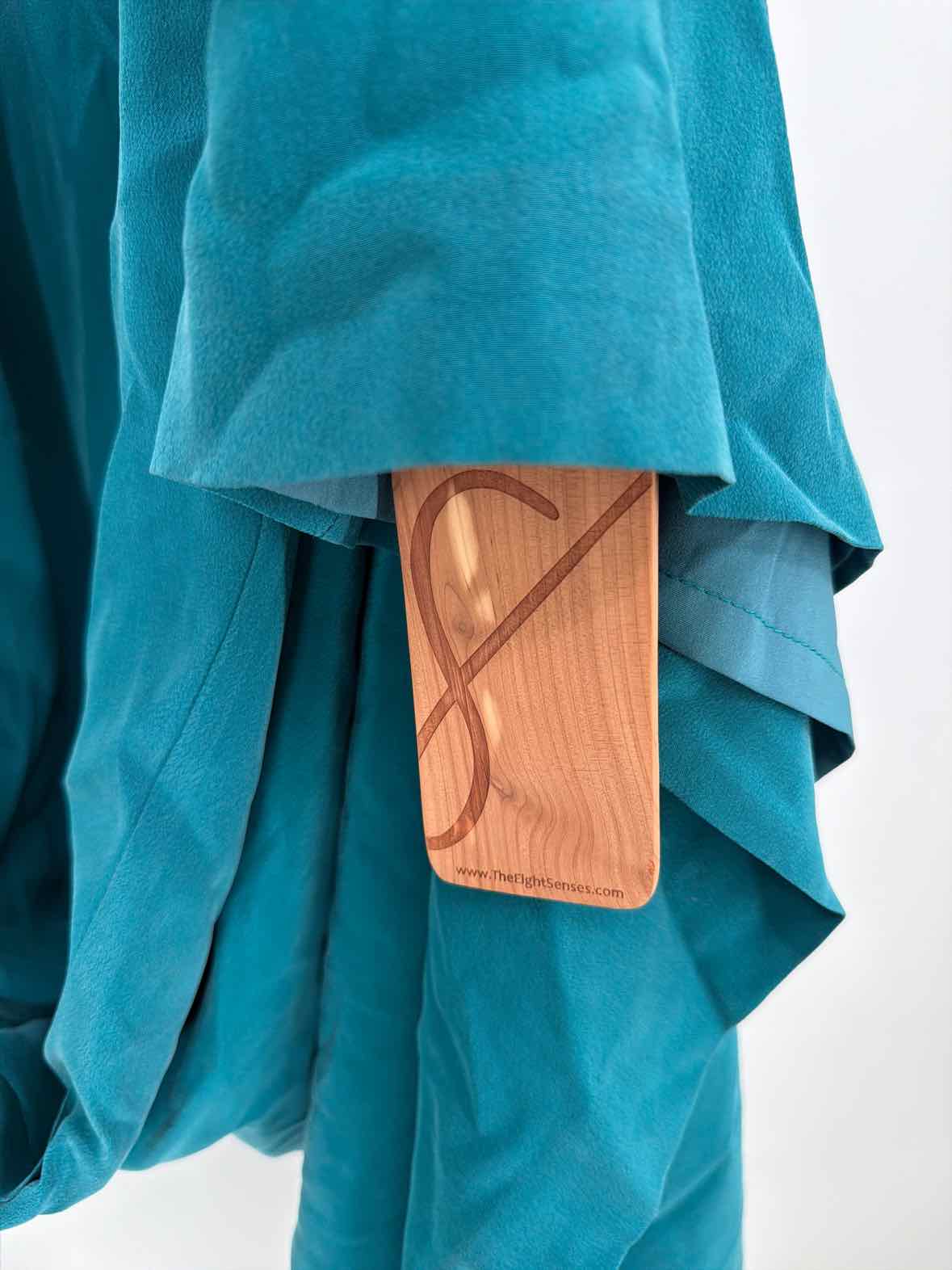 Pre-Owned The Eight Senses Blue Size Small Long Sleeveless Dress | True Fashionistas.