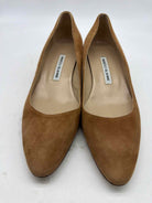 Pre-Owned Manolo Blahnik Tan Size 9 Suede Block Heel Heels | True Fashionistas.