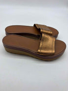 Pre-Owned See By Chloe Gold Size 35 Slide Sandals | True Fashionistas.
