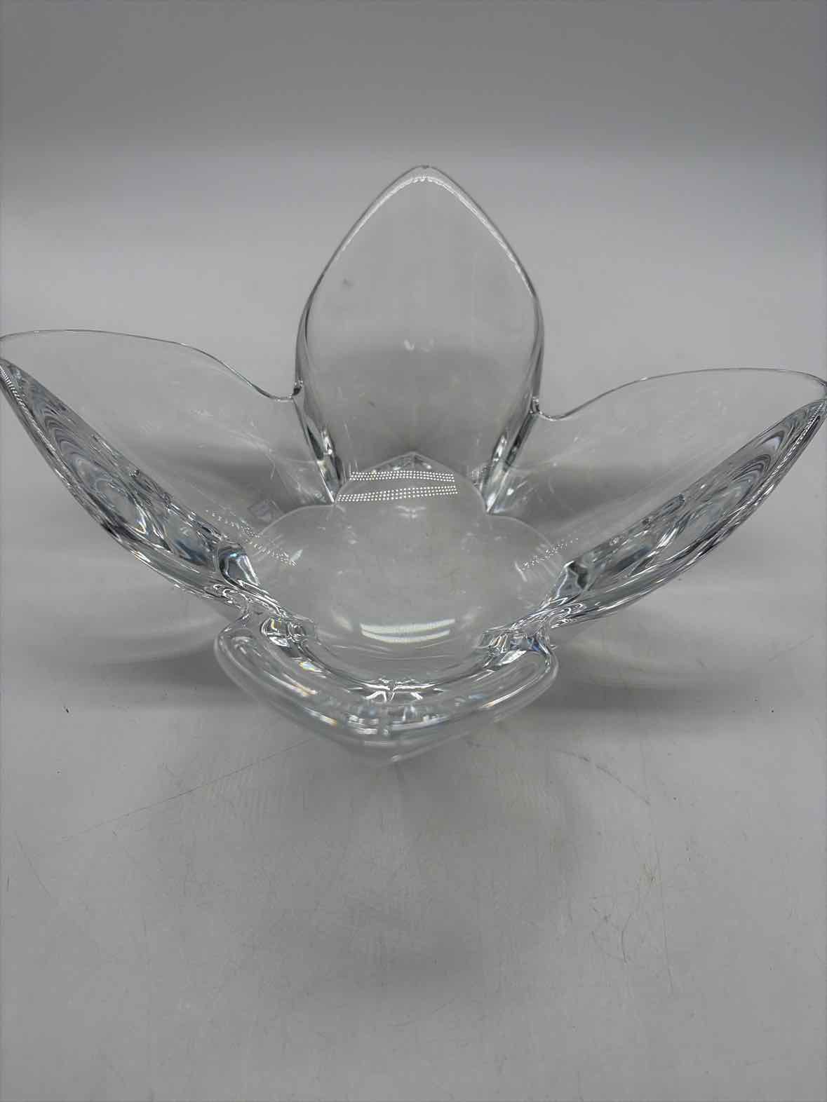 Orrefors Sweden Flower Glass Bowl | True Fashionistas.
