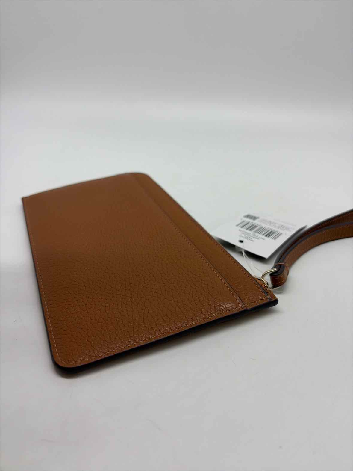 Pre-Owned Kate Spade Brown Pebbled Wristlet Wristlet | True Fashionistas.