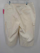 Pre-Owned St John Ivory Size 16 Basic Shorts | True Fashionistas.