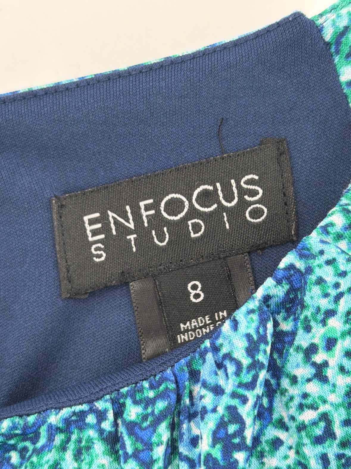 Pre-Owned En Focus Blue Size 8 Long Sleeveless Dress | True Fashionistas.
