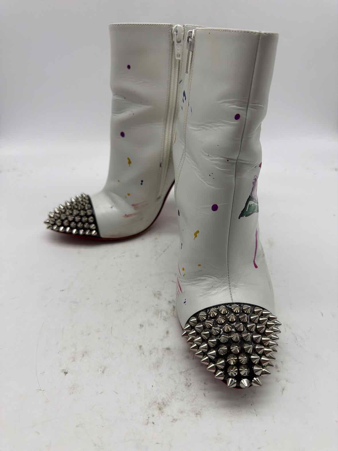 Pre-Owned Christian Louboutin White Size 6.5 Ankle Boot Boots | True Fashionistas.