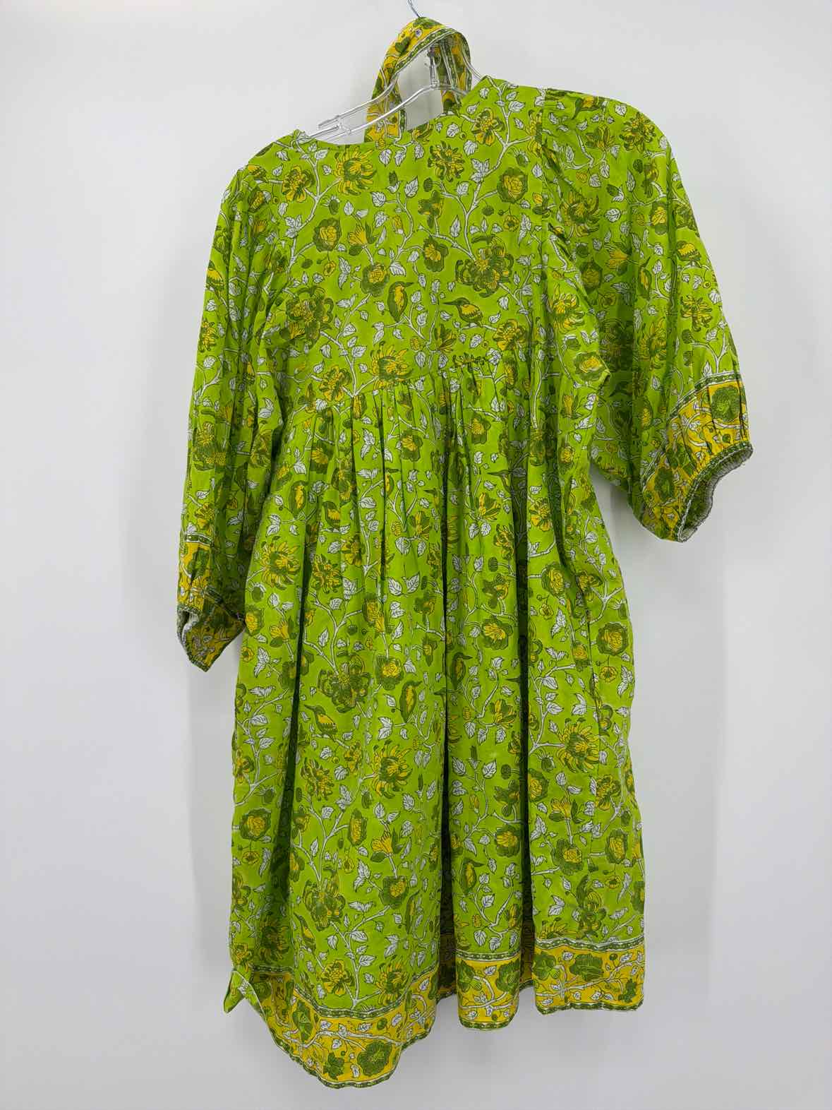 Pre-Owned Islapayal Green Size XS Short Short Sleeve Dress | True Fashionistas.