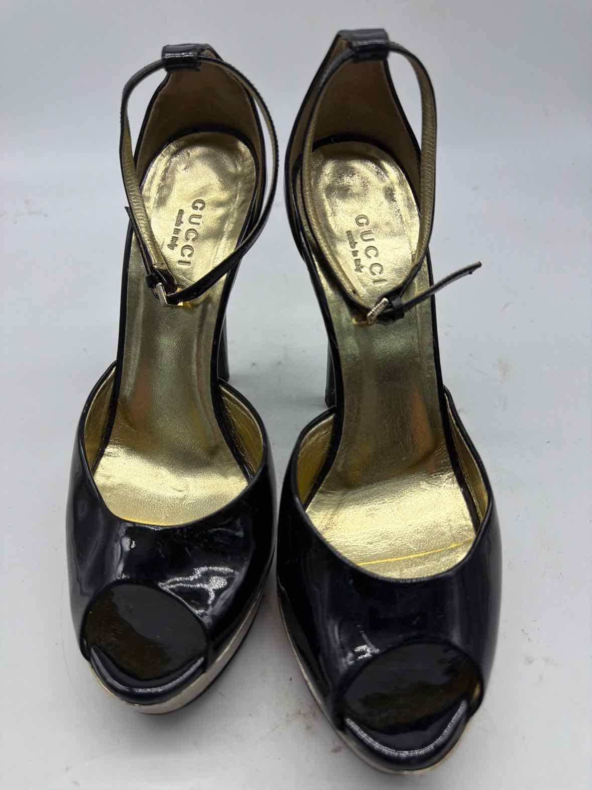 Pre-Owned Gucci Black Size 9.5 Patent Leather Peep Toe Heels | True Fashionistas.